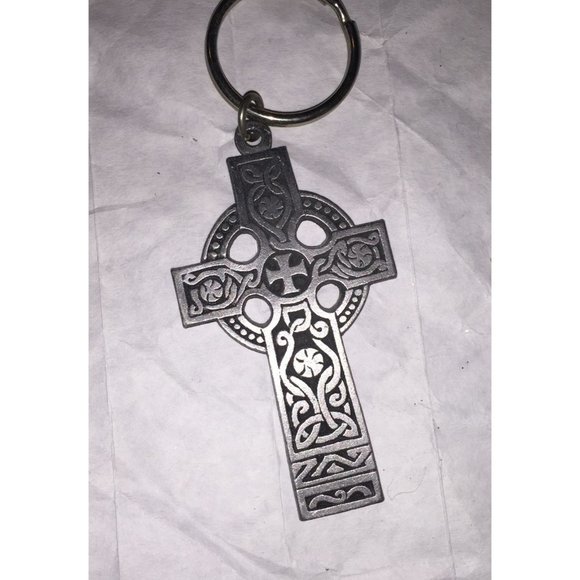 Vintage Celtic Trinity Cross Silver Pewter Key Chain - Picture 1 of 4